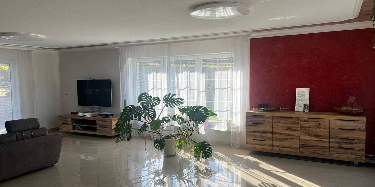 Einfamilienhaus Ruppichteroth - 5 Zimmer, 166 m&sup2;, 560.000&euro; | Angebot:23958982