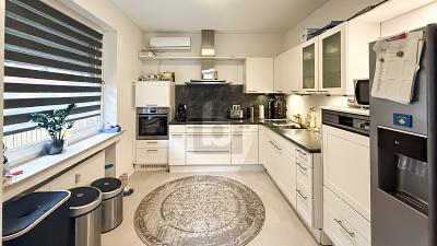 VIEL RAUM FÜR FAMILIE UND IDEEN IN GARBSEN 7 zimmer