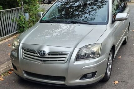 Toyota Avensis 220.000 km 4.200 &euro; Iserlohn 58644