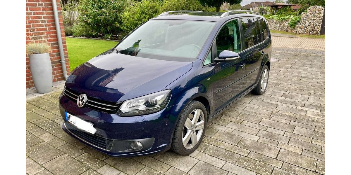 VW Touran 127.000 km 12.300 &euro; Söhlde 31185