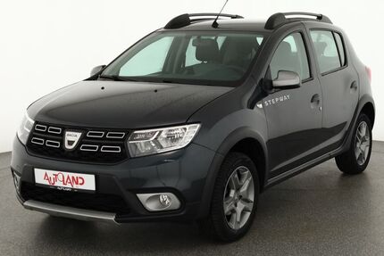 Dacia Sandero 38.083 km 14.490 &euro; Eisenhüttenstadt 15890