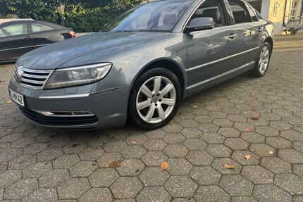 VW Phaeton