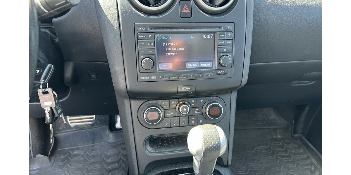Nissan Qashqai+2 2.0 dCi Aut. 4X4 Kamera 360° 7-Sitzer 204.700 km 8.500 &euro; Altdorf 84032