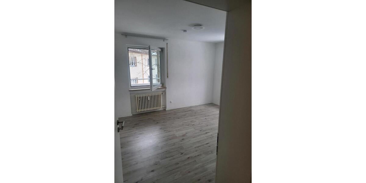 Erdgeschoßwohnung Augsburg - 3 Zimmer, 83 m&sup2;, 339.000&euro; | Angebot:24732014