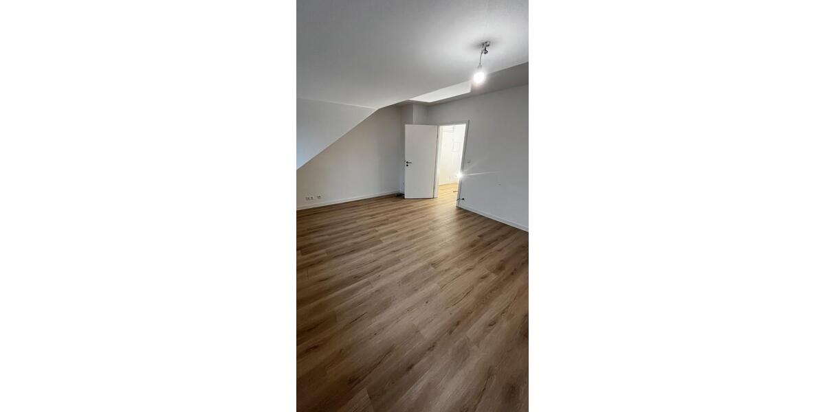 Dachgeschoßwohnung Fredenbeck - 2 Zimmer, 59 m&sup2;, 650&euro; | Angebot:25305521