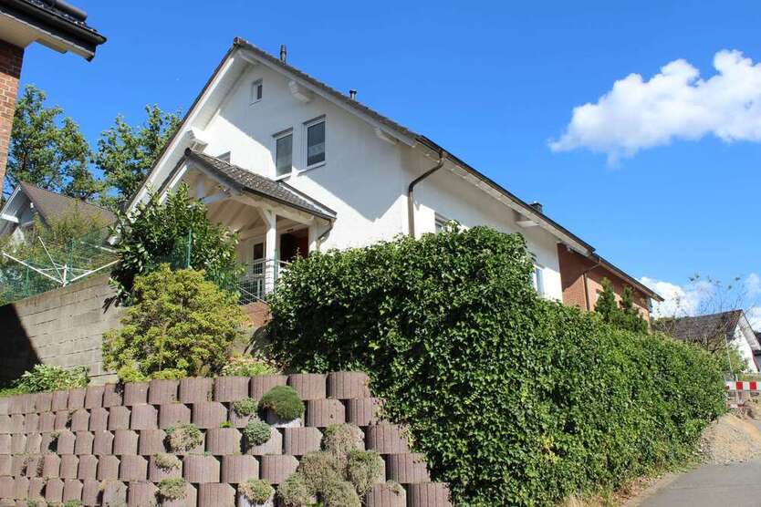 Haus zum Kaufen in Waldbröl 430.000 € 132 m²