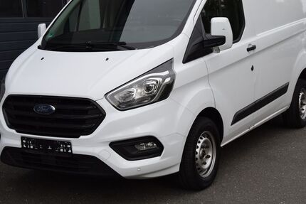 Ford Transit Custom 272.948 km 5.990 &euro; Burgebrach 96138
