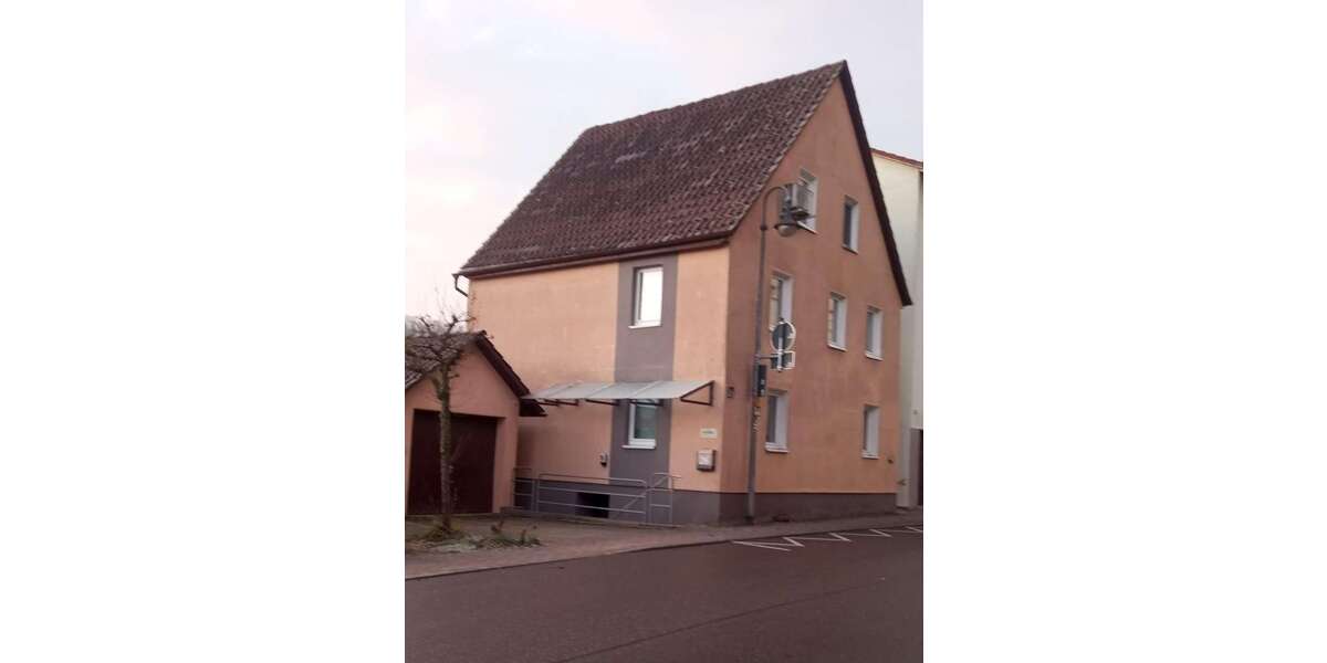 Einfamilienhaus Mühlacker Lomersheim Lomersheim - 7.5 Zimmer, 158 m&sup2;, 395.000&euro; | Angebot:24975450