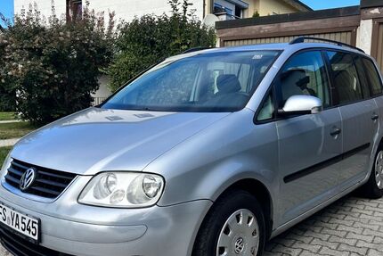 VW Touran 290.000 km 1.250 &euro; Grasbrunn 85630