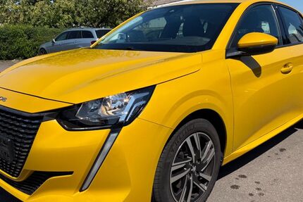 Peugeot 208 81.400 km 8.900 &euro; Völklingen 66333