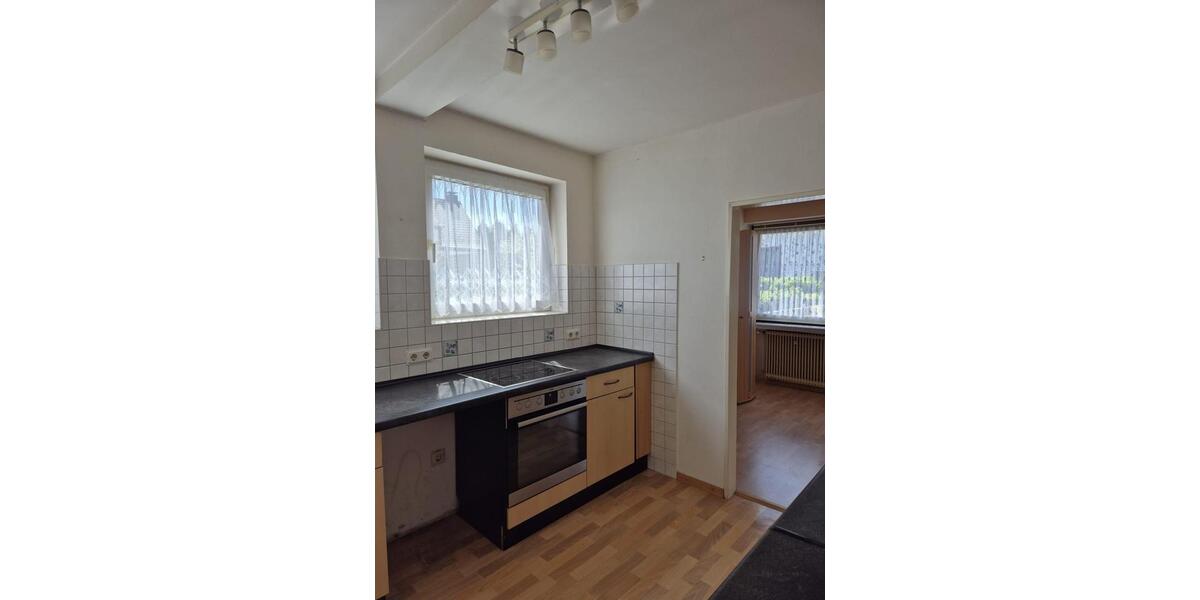 Erdgeschoßwohnung Schiffweiler - 3 Zimmer, 84 m&sup2;, 680&euro; | Angebot:26152467