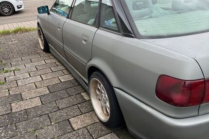 Audi 80