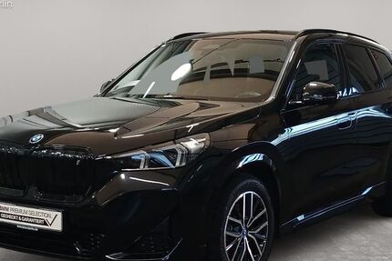 BMW iX1 13.855 km 40.400 &euro; Berlin 14057