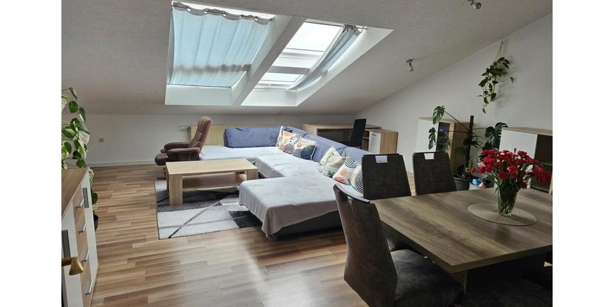 Dachgeschoßwohnung Winnenden - 3.5 Zimmer, 80 m&sup2;, 860&euro; | Angebot:26322312