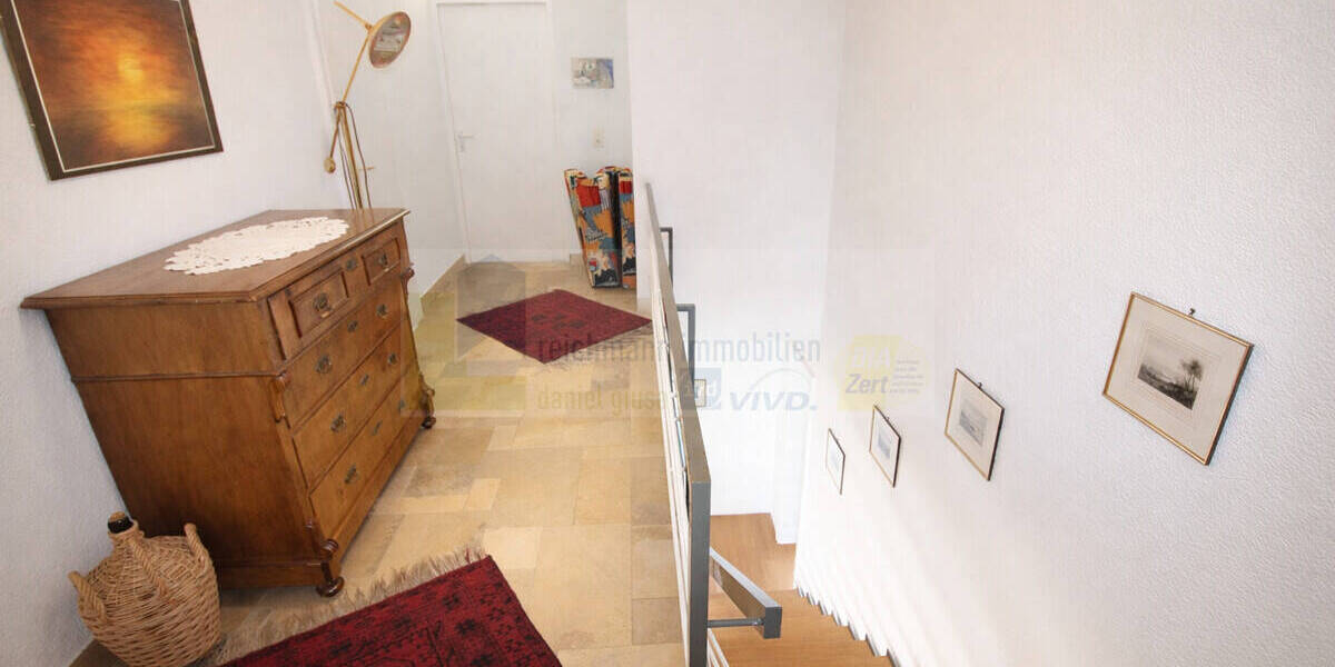 Einfamilienhaus Villingen-Schwenningen Schwenningen - 7 Zimmer, 216 m&sup2;, 790.000&euro; | Angebot:26306048