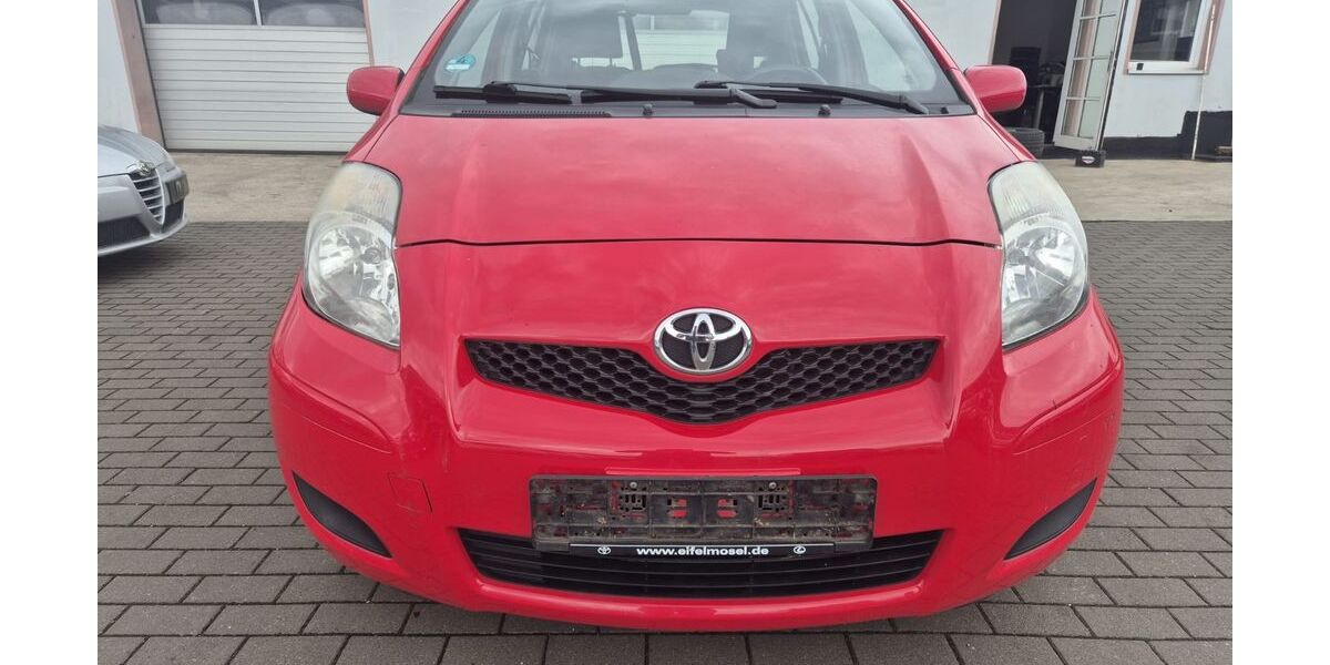 Toyota Yaris 108.678 km 3.500 &euro; Trier 54294