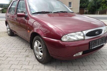 Ford Fiesta 60.000 km 2.499 &euro; Bautzen 02625