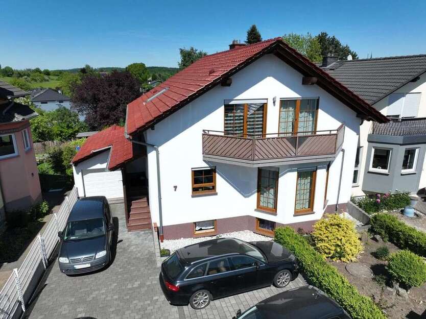 Haus zum Kaufen in Buseck Oppenrod 450.000 € 151 m²