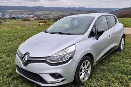 Renault Clio 72.496 km 9.500 &euro; Waldsolms 35647