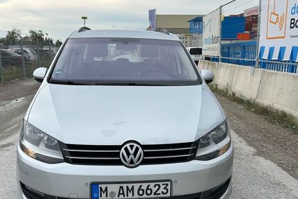 VW Sharan 460.000 km 3.999 &euro; München 81829