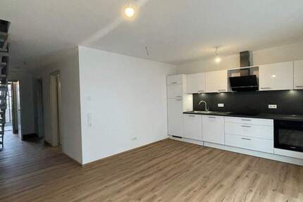 Wohnung Ravensburg Innenstadt - 3 Zimmer, 96 m&sup2;, 1.450&euro; | Angebot:25745024