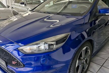 Ford Focus 144.444 km 9.090 &euro; Osterhofen 94486