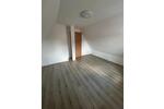 Dachgeschoßwohnung Trossingen - 2.5 Zimmer, 65 m&sup2;, 750&euro; | Angebot:26199381
