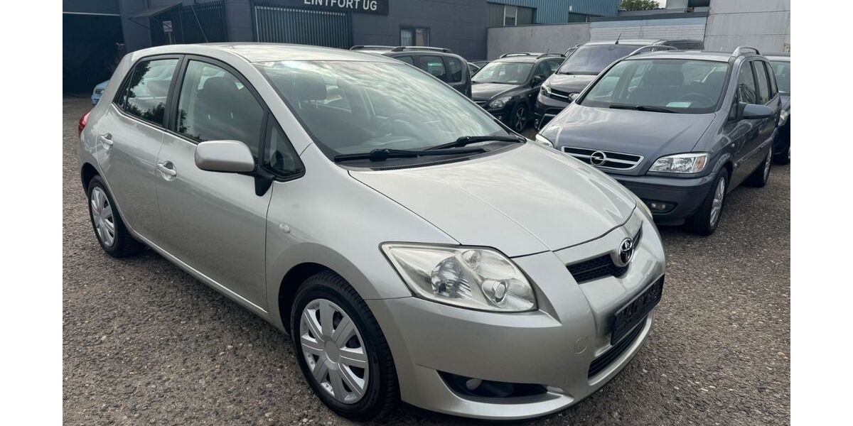 Toyota Auris 86.500 km 5.900 € Kamp-Lintfort 47475