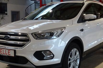 Ford Kuga 84.000 km 15.490 &euro; Gera 07552