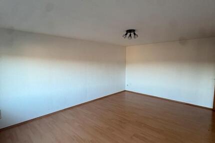 Wohnung Bad Hersfeld - 3 Zimmer, 80 m&sup2;, 725&euro; | Angebot:25593227