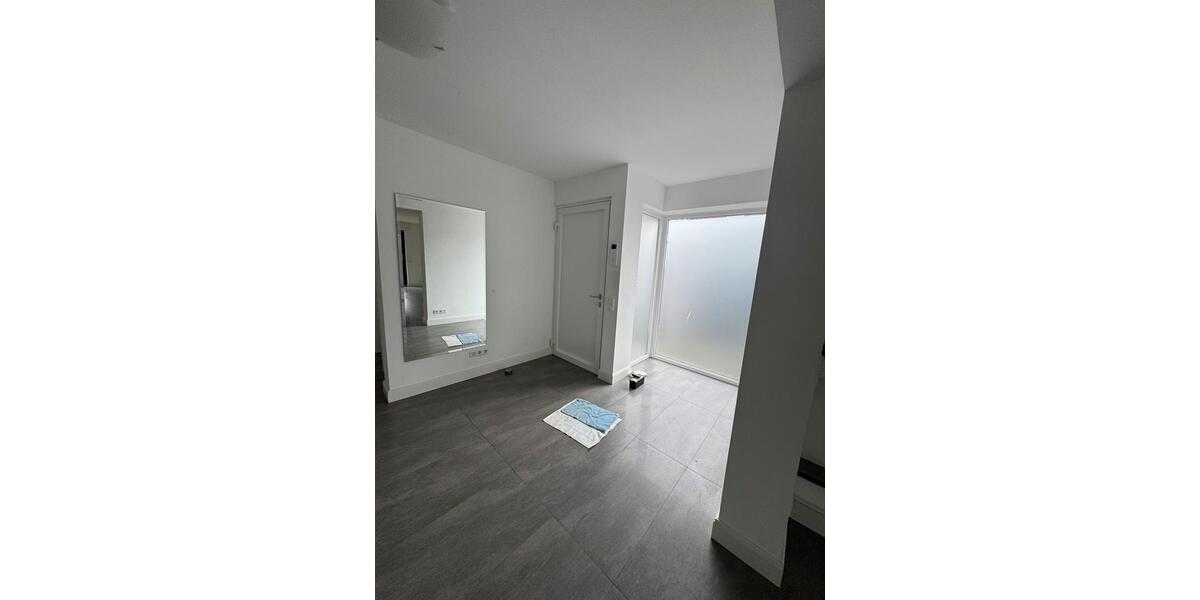 Reihenhaus Recklinghausen - 6 Zimmer, 195 m&sup2;, 3.040&euro; | Angebot:26295241