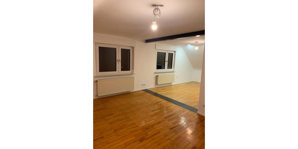 Dachgeschoßwohnung Schmelz - 2 Zimmer, 63 m&sup2;, 550&euro; | Angebot:26400579