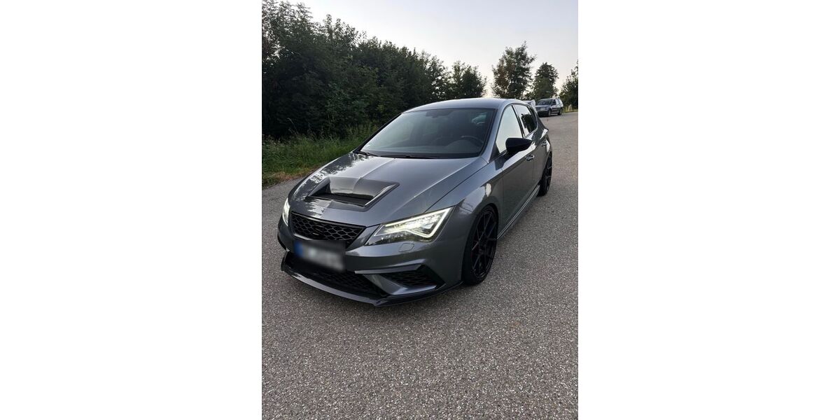 Seat Leon 83.279 km 24.900 &euro; Kempten 87437
