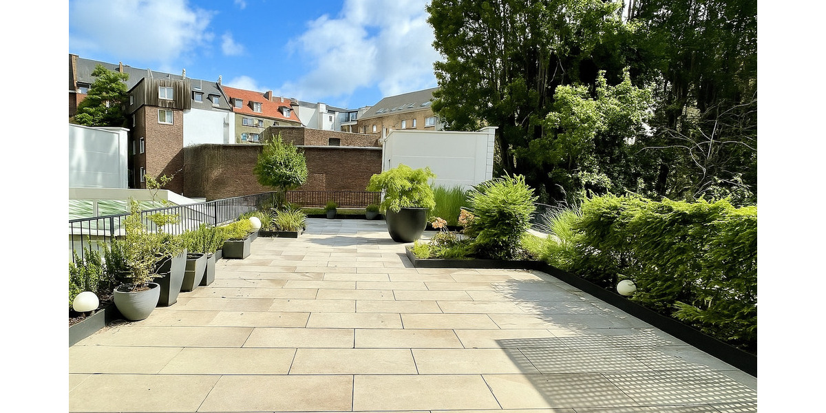 Etagenwohnung Düsseldorf Friedrichstadt - 3 Zimmer, 162 m&sup2;, 2.500&euro; | Angebot:24855847