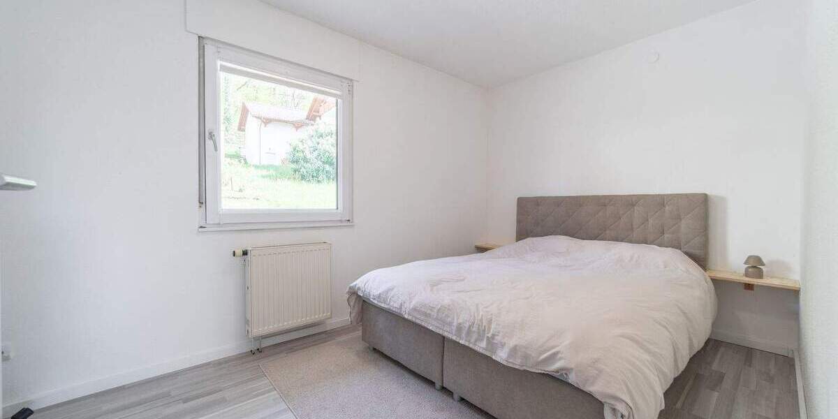 Einfamilienhaus Eggingen - 7 Zimmer, 180 m&sup2;, 475.000&euro; | Angebot:25776223