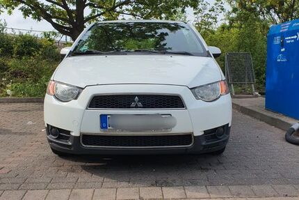 Mitsubishi Colt 253.500 km 750 &euro; Halle 06122