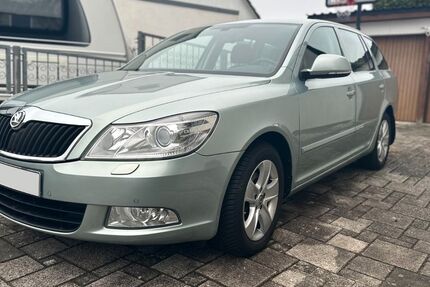 Skoda Octavia 163.376 km 5.700 &euro; Brunsbek 22946