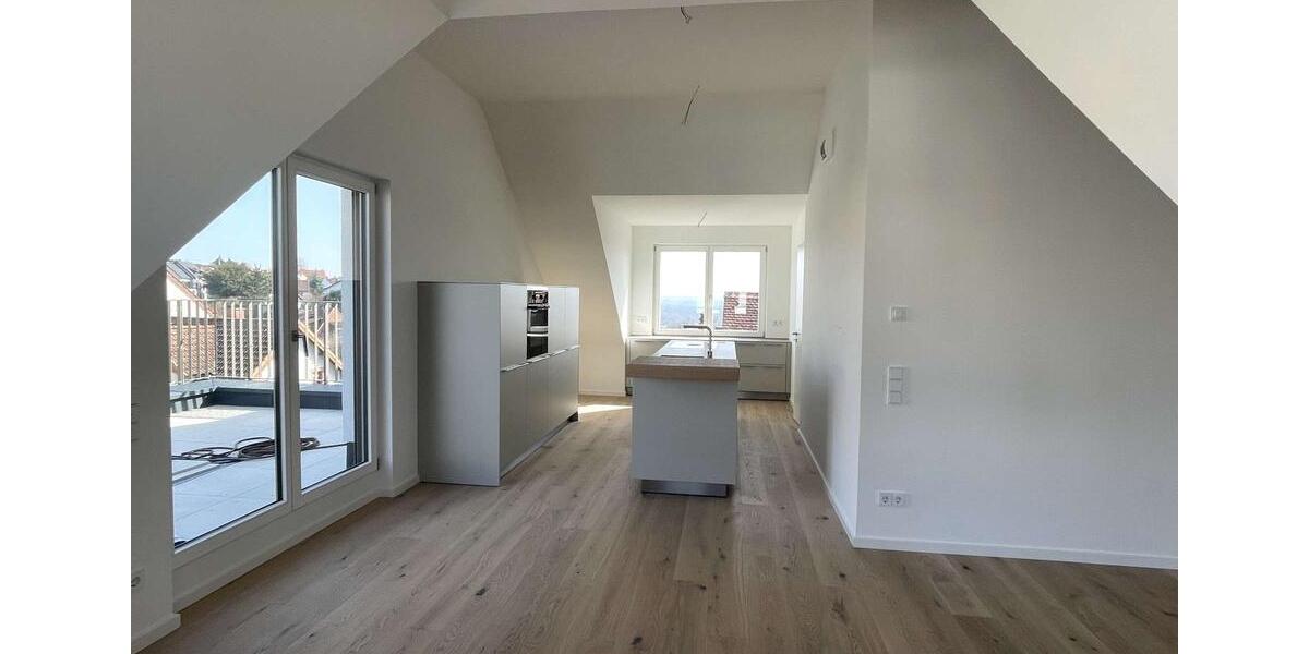 Dachgeschoßwohnung Frankfurt am Main Bergen-Enkheim - 3 Zimmer, 123 m&sup2;, 2.590&euro; | Angebot:25432461