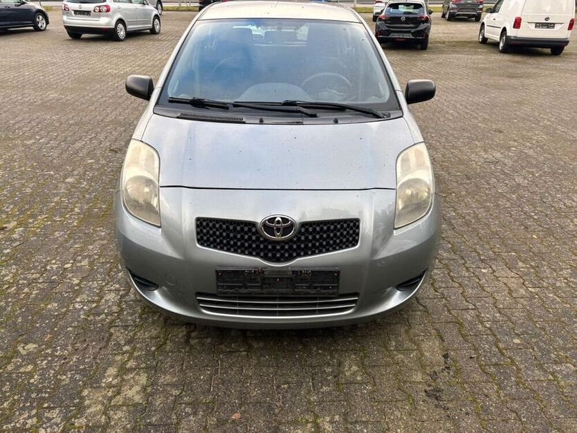 Yaris