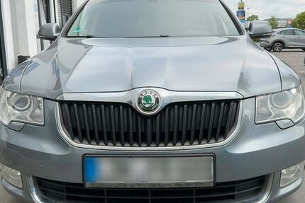 Skoda Superb 198.098 km 2.800 &euro; Minden 32423