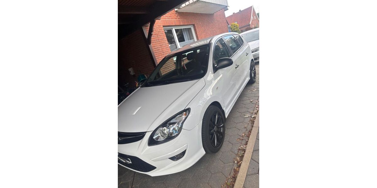 Hyundai i30 91.900 km 7.500 &euro; Hoogstede 49846