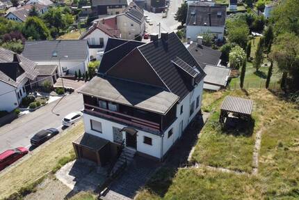 Haus Quierschied - 5 Zimmer, 230 m&sup2;, 199.000&euro; | Angebot:26378388