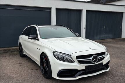 Mercedes-Benz C 63 AMG 197.000 km 28.800 &euro; Weil der stadt 71263
