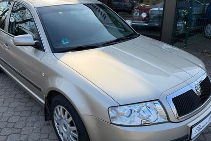 Skoda Superb 147.250 km 2.950 &euro; Beverstedt 27616