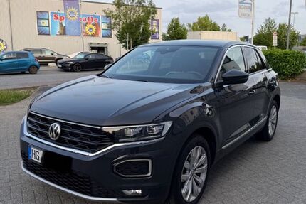 VW T-Roc 111.000 km 17.890 &euro; Bad Homburg 61350