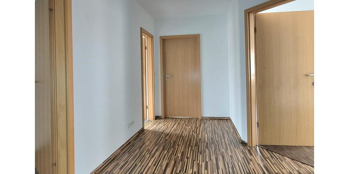 Dachgeschoßwohnung Esens - 2 Zimmer, 75 m&sup2;, 600&euro; | Angebot:26368384