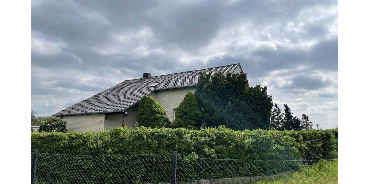 Großes Einfamilienhaus in schöner Lage 5 zimmer