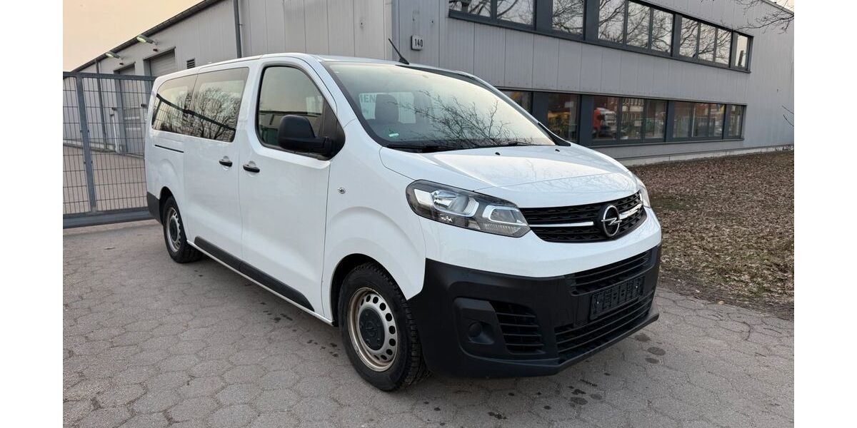 Opel Vivaro 99.900 km 18.790 &euro; Hamburg 20539