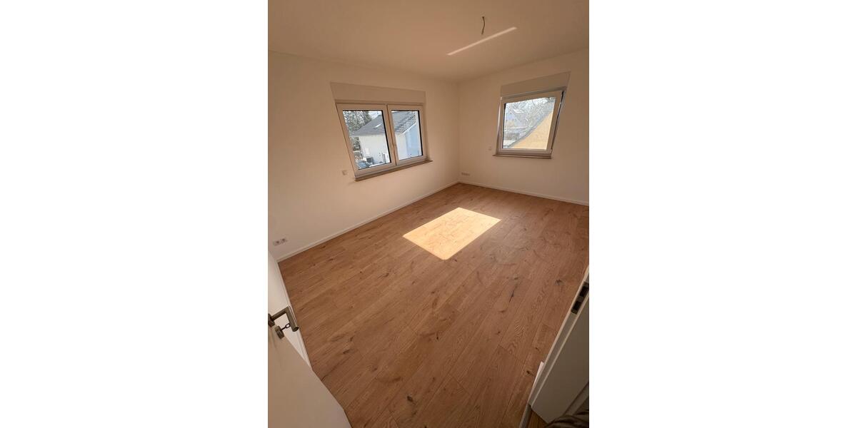 Einfamilienhaus Panketal - 5 Zimmer, 170 m&sup2;, 2.500&euro; | Angebot:26007422