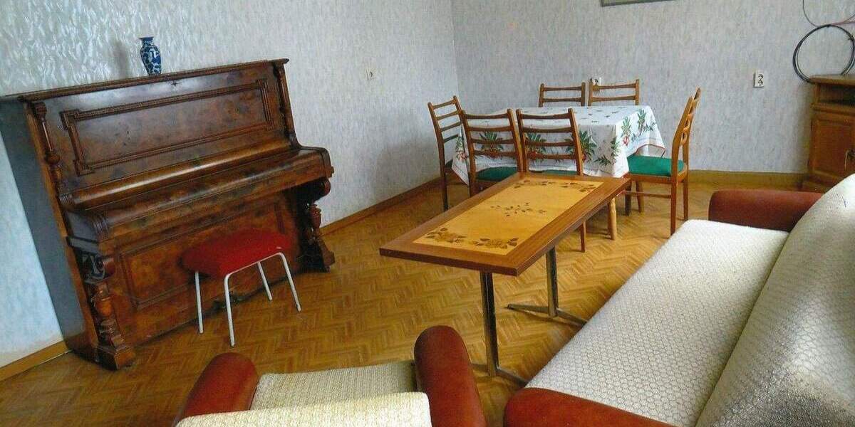 Einfamilienhaus Römhild Roth - 9 Zimmer, 191 m&sup2;, 58.000&euro; | Angebot:26053484